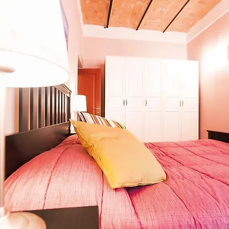 Candia Halldis Apartment